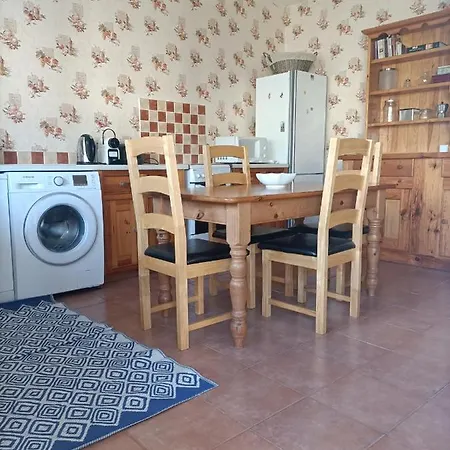 Prázdninový dům Maison De Campagne Avec Piscine Chauffee