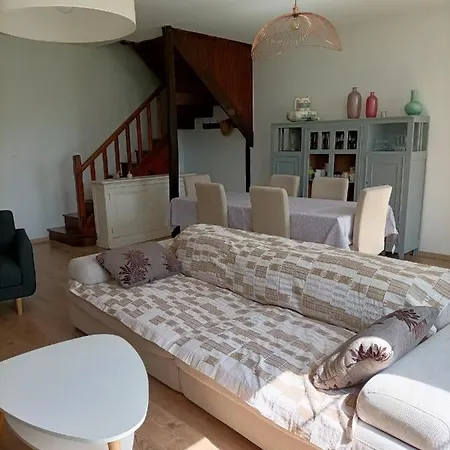 Prázdninový dům Maison De Campagne Avec Piscine Chauffee Haimps